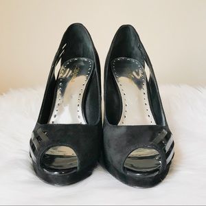 BCBGirls ‘Clady’ Black Suede/Patent Pump